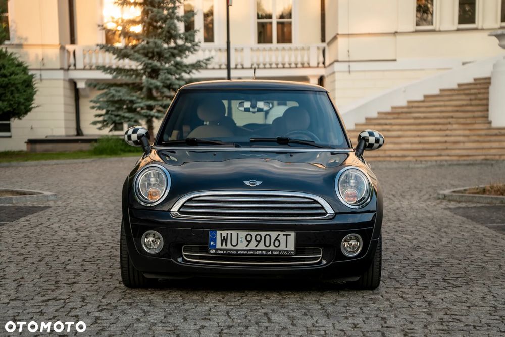 MINI Cooper Standard - 2