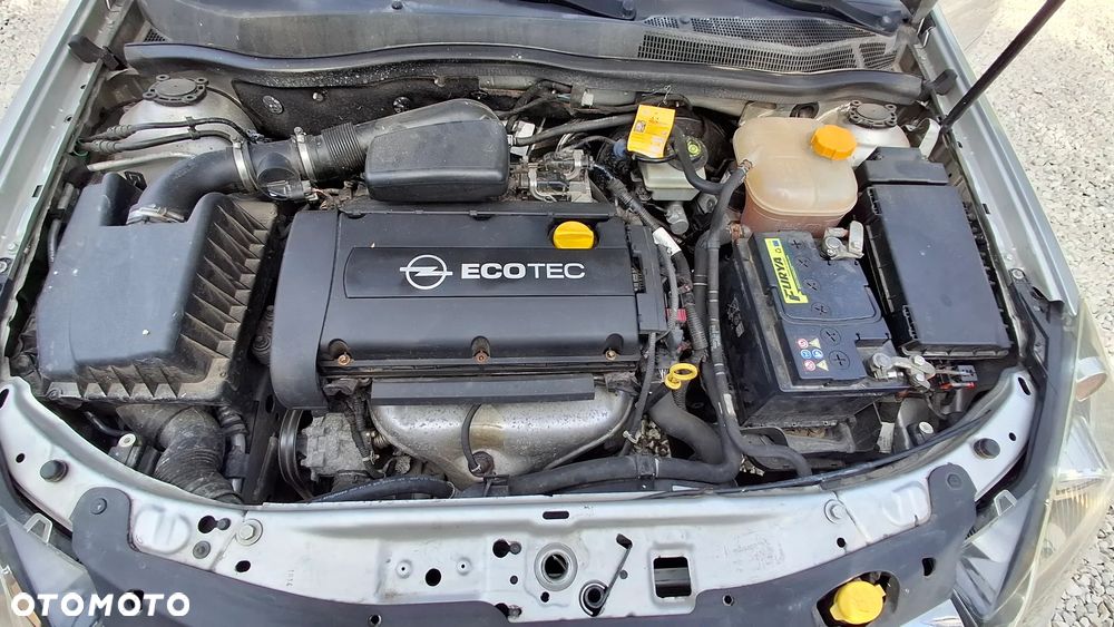 Opel Astra 1.6 Enjoy - 27