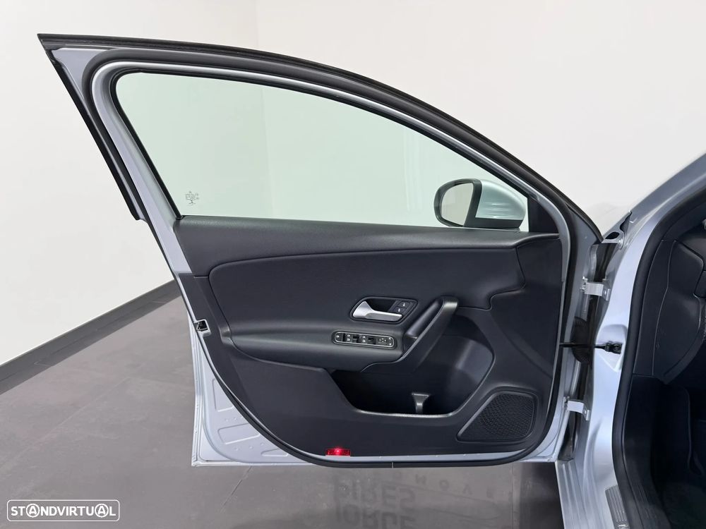Mercedes-Benz A 180 d Progressive - 17