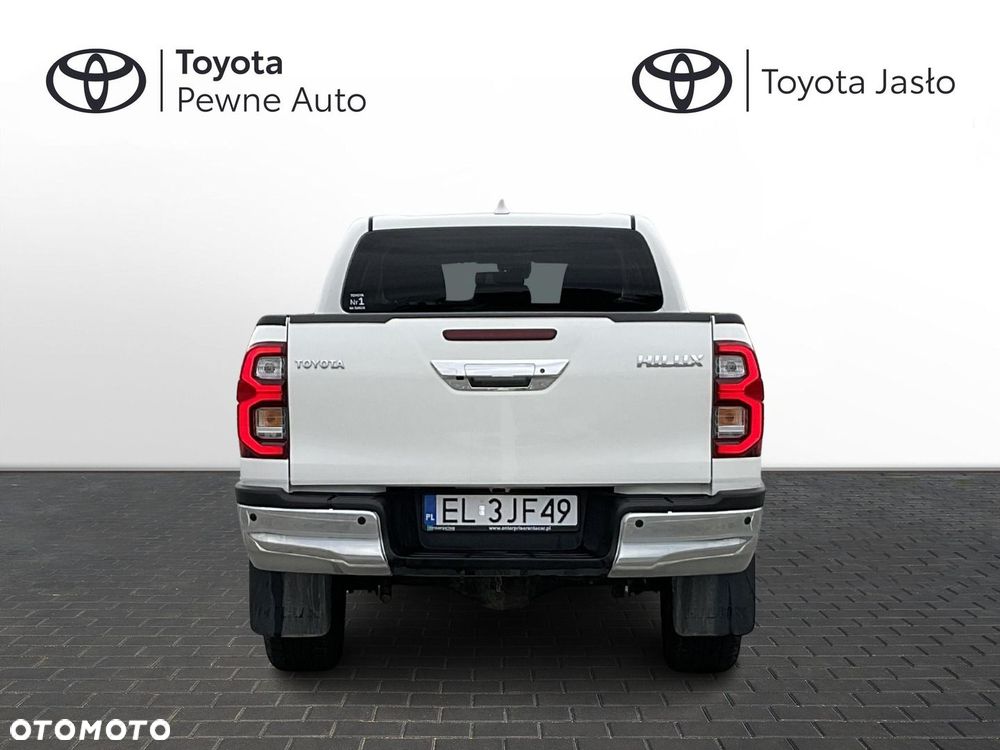Toyota Hilux 2.8 D-4D Double Cab SR5 4x4 - 4
