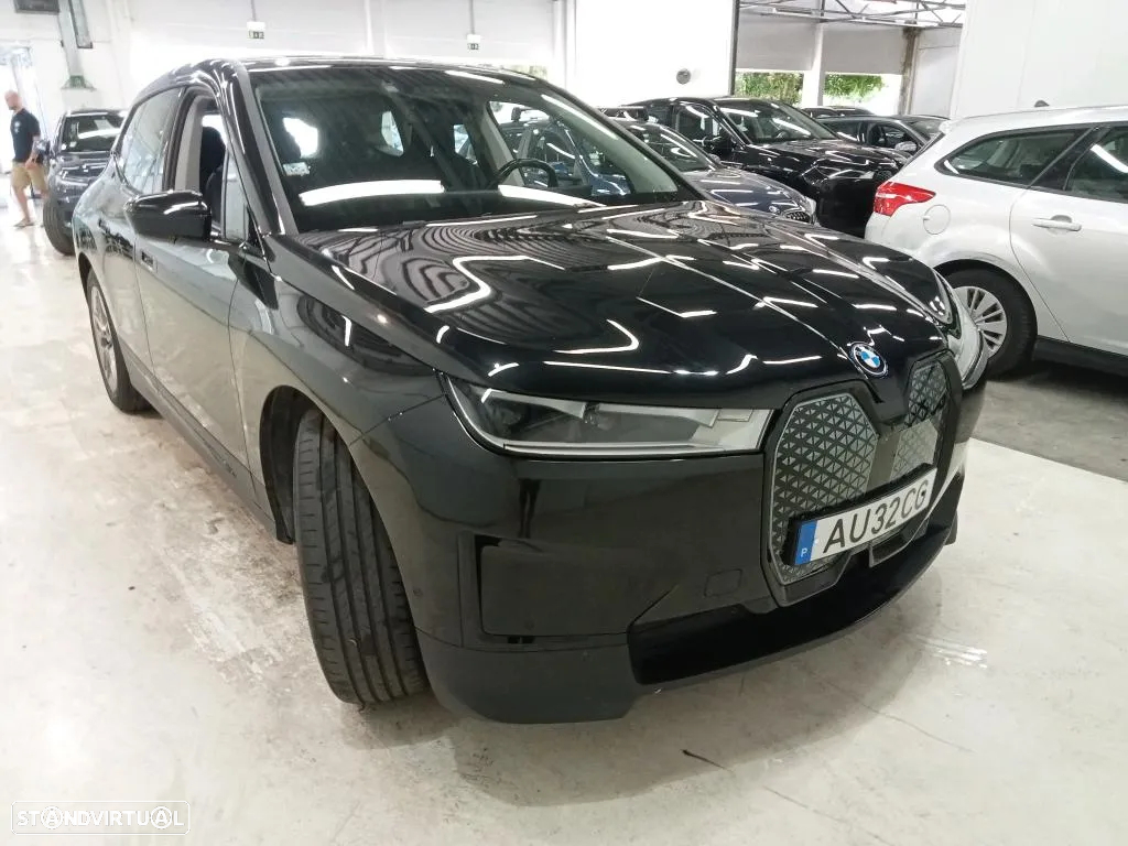 BMW iX xDrive 40 - 4