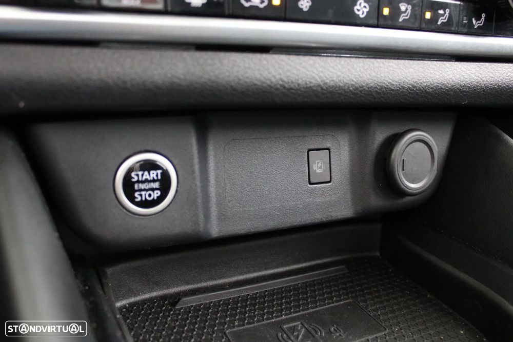 Nissan Qashqai 1.3 DIG-T N-Connecta - 21