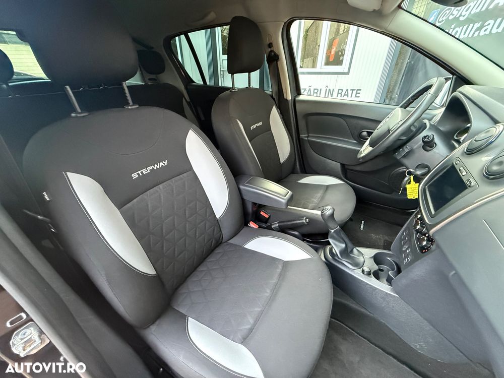 Dacia Sandero Stepway TCe 90 Prestige - 11