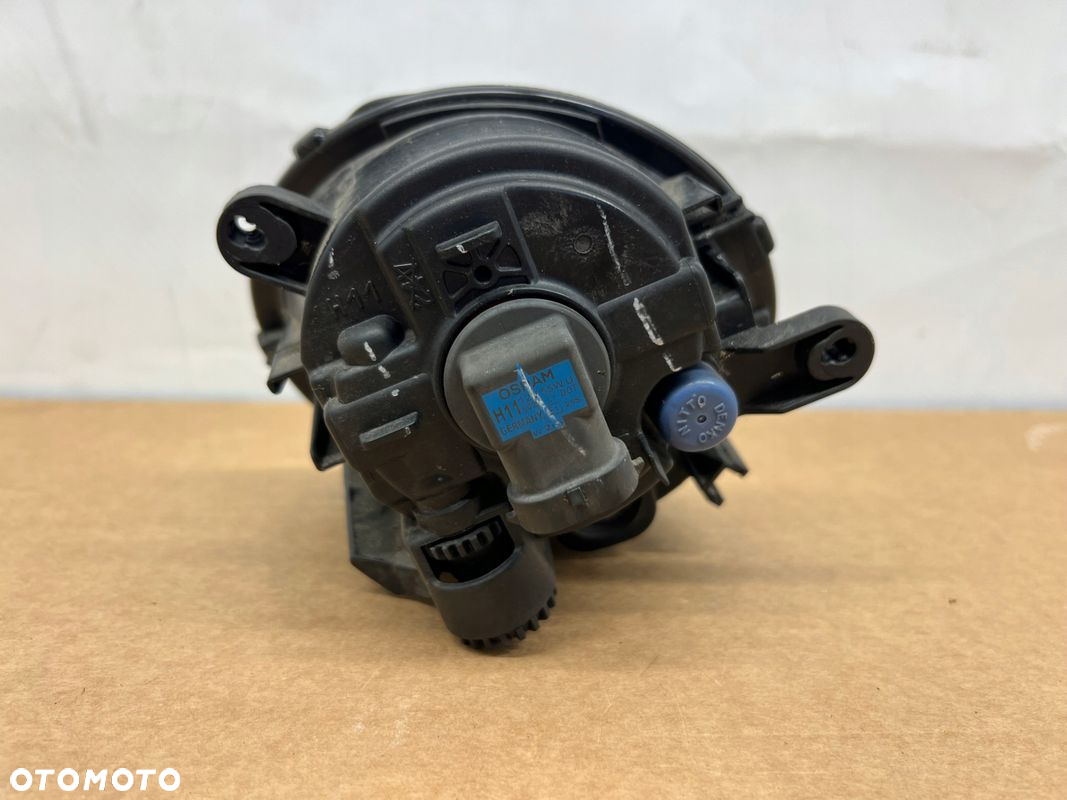 Twingo II LIFT halogen prawy przód 261509865R - 3