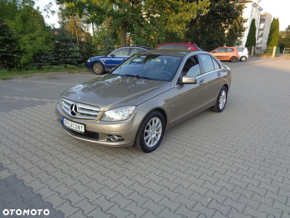 Mercedes-Benz Klasa C 200 (BlueEFFICIENCY) Avantgarde - 25
