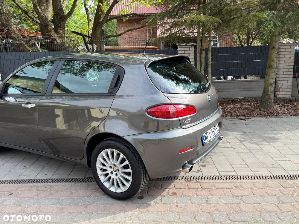 Alfa Romeo 147 1.9 JTD 16V M-Jet Progression - 2