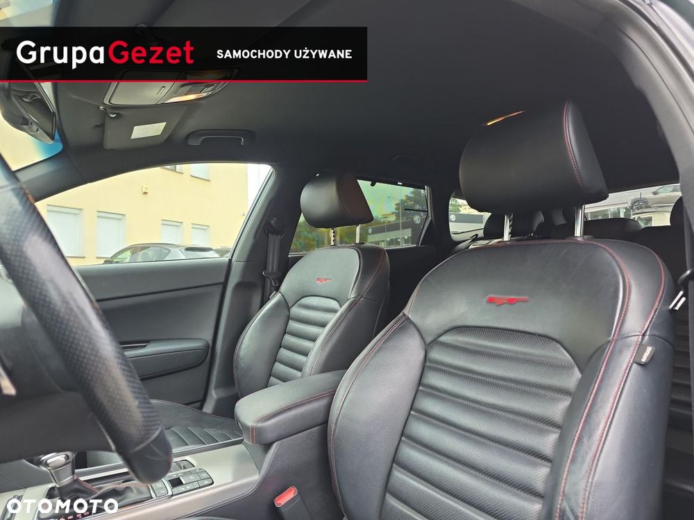 Kia Optima 2.0 T-GDI GT - 11