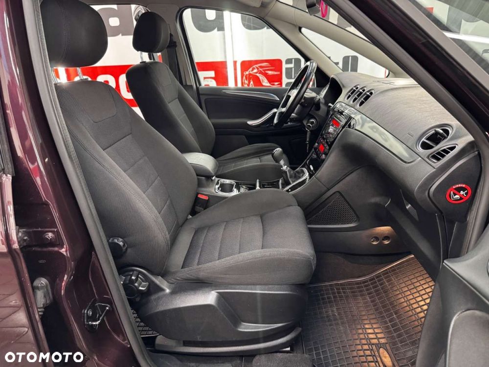 Ford S-Max - 41