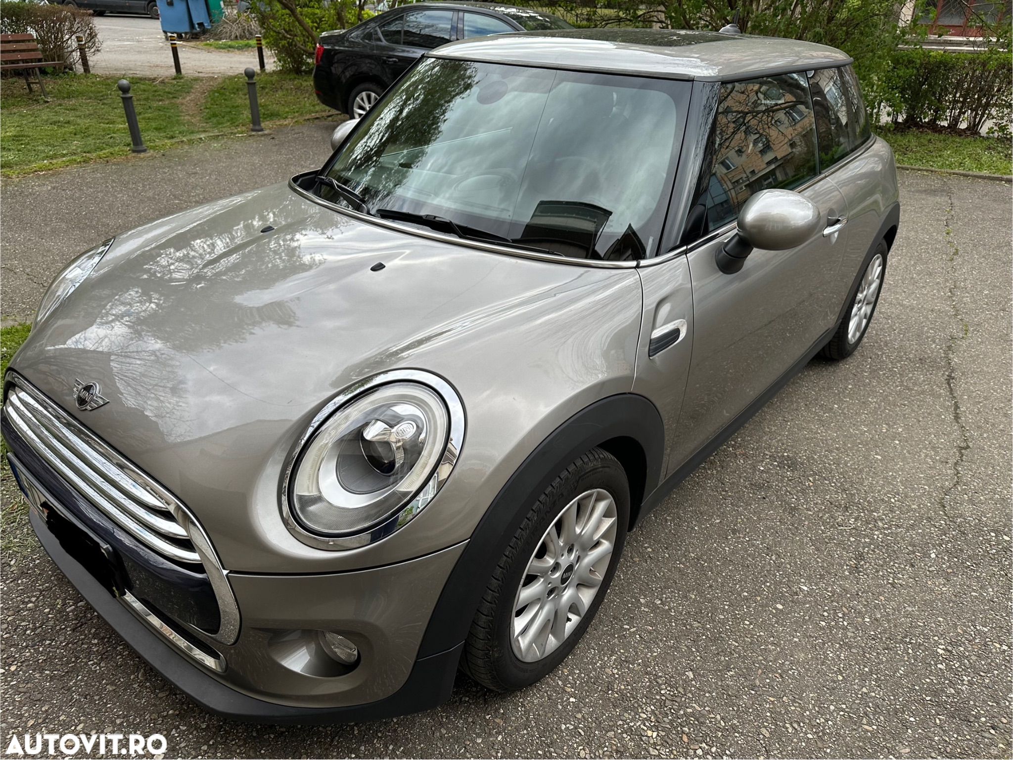 Mini Cooper - 1