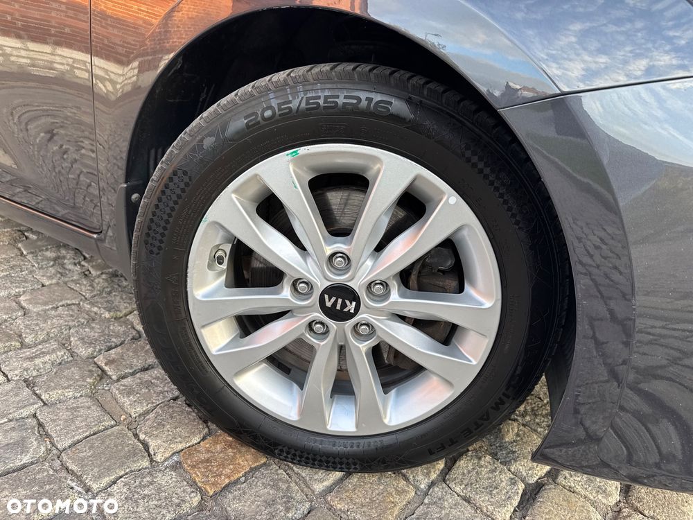 Kia Ceed 1.6 GDI Vision - 8