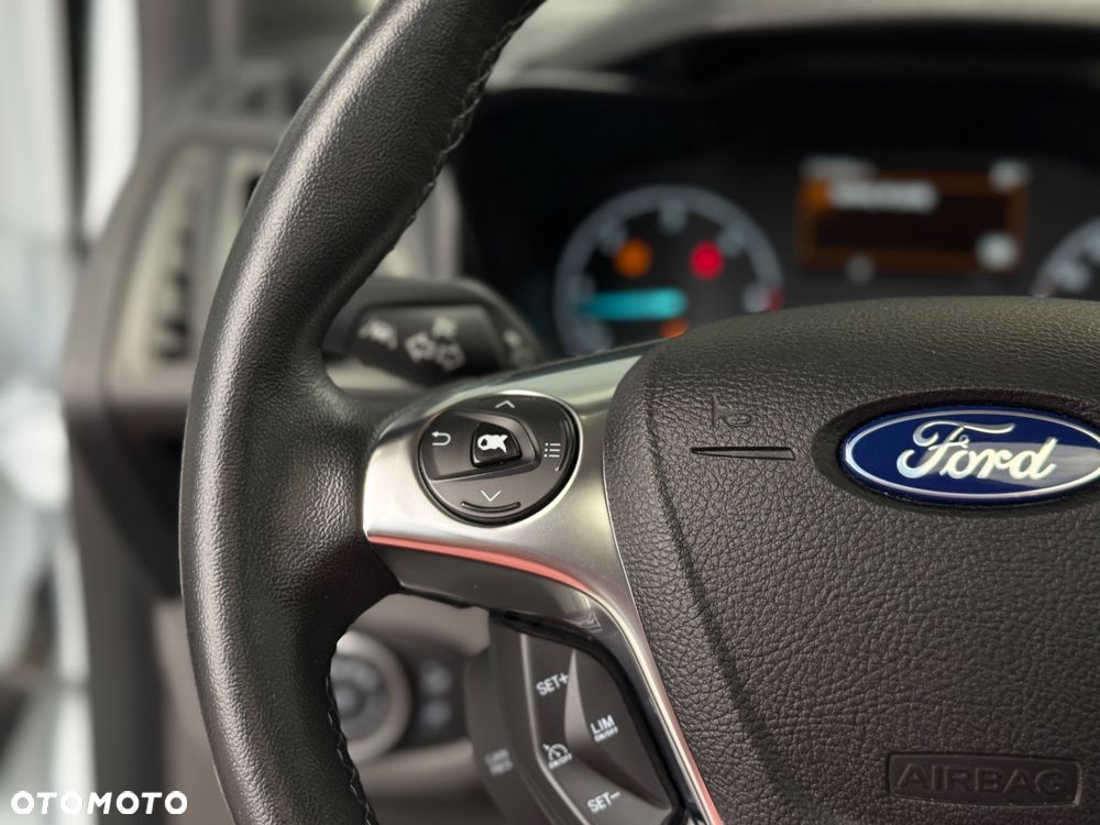 Ford Tourneo Connect Gr 1.5 EcoBlue Active - 26
