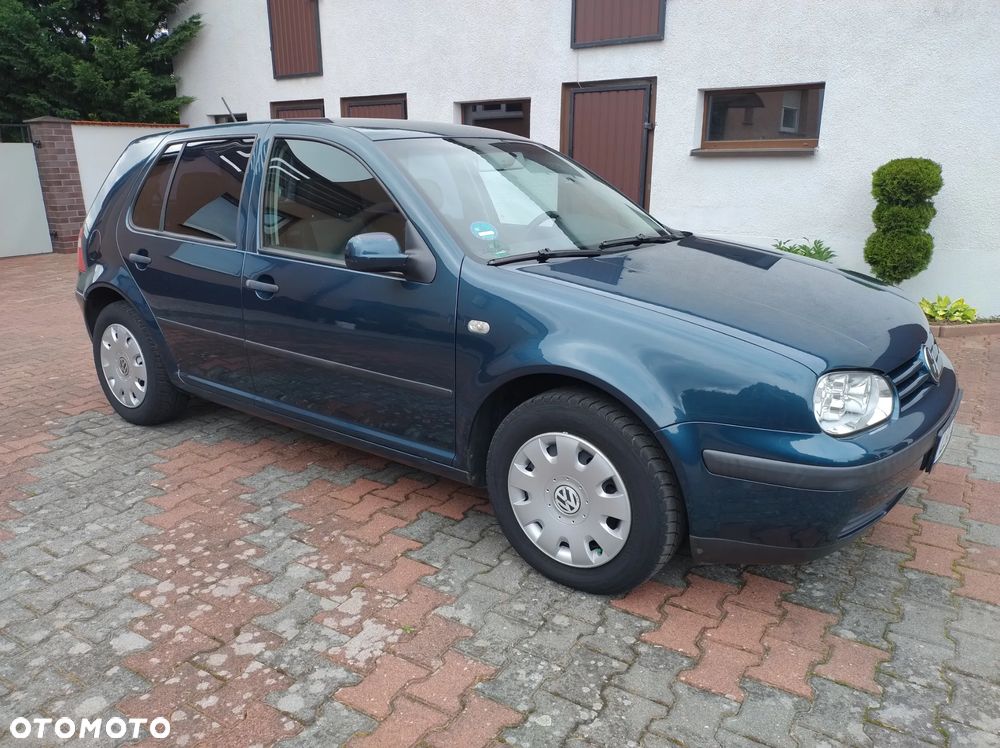 Volkswagen Golf 1.6 Automatik Trendline - 3