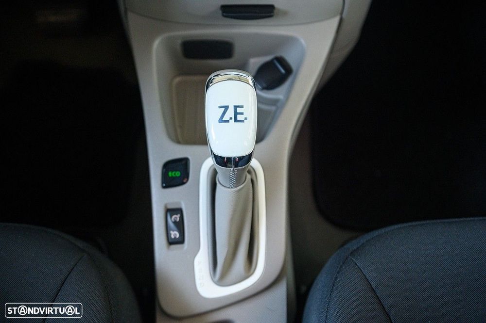 Renault Zoe - 50