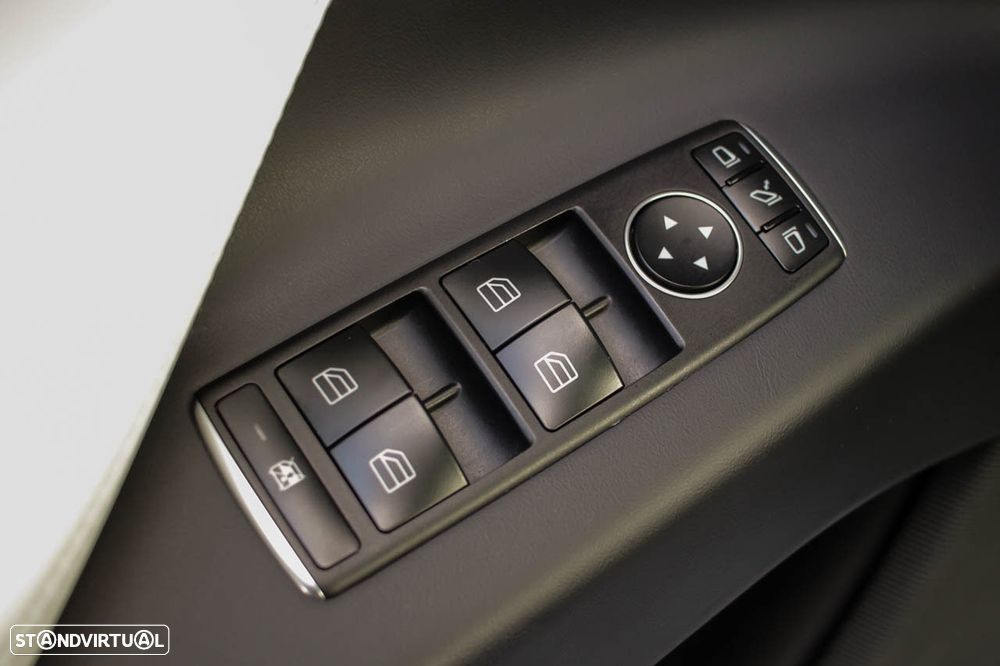 Tesla Model X Long Range - 12