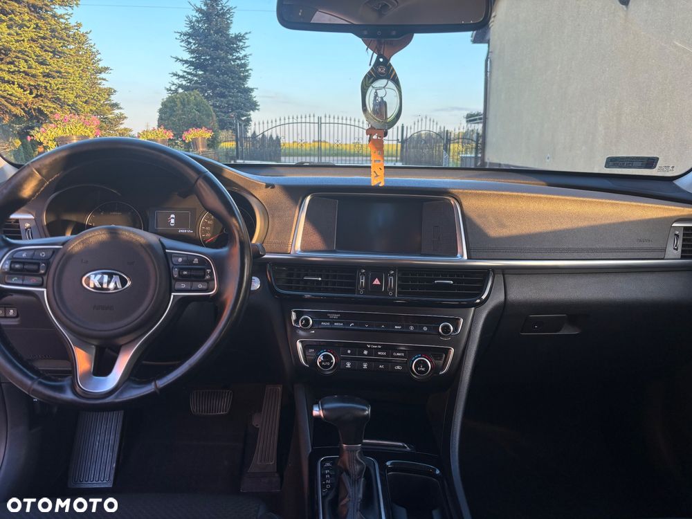 Kia Optima 1.7 CRDI L DCT - 9