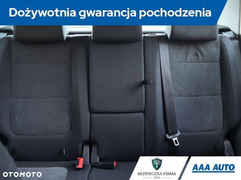 Volkswagen Golf Plus - 12