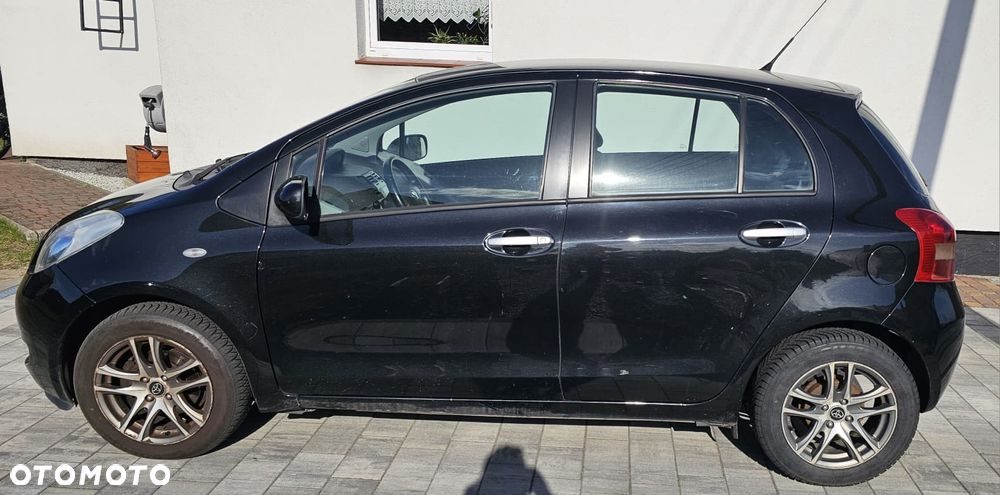 Toyota Yaris 1.3 VVT-i Luna - 6