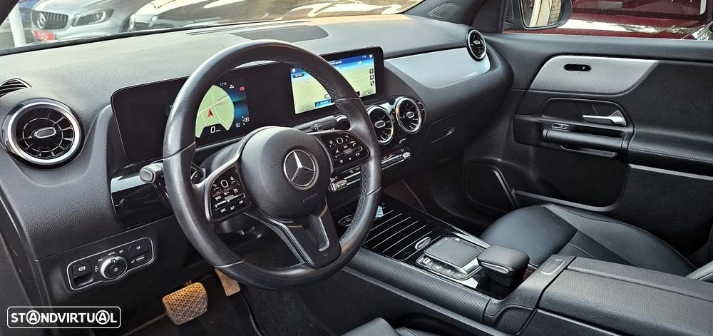 Mercedes-Benz GLA 180 d 8G-DCT Progressive - 24