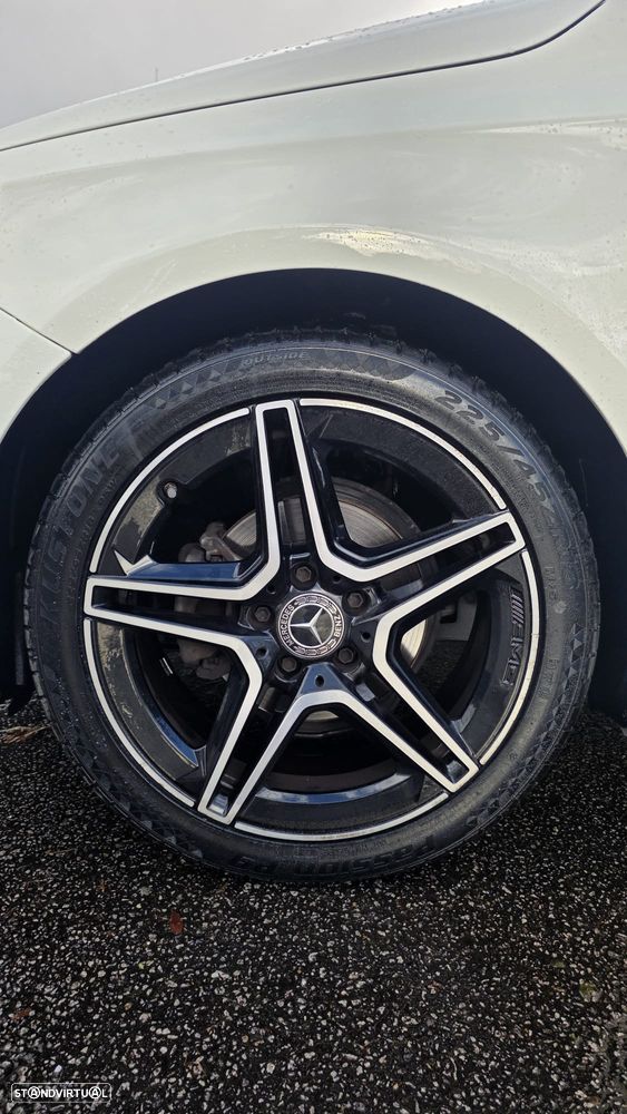 Mercedes-Benz A 180 d 7G-DCT AMG Line - 6