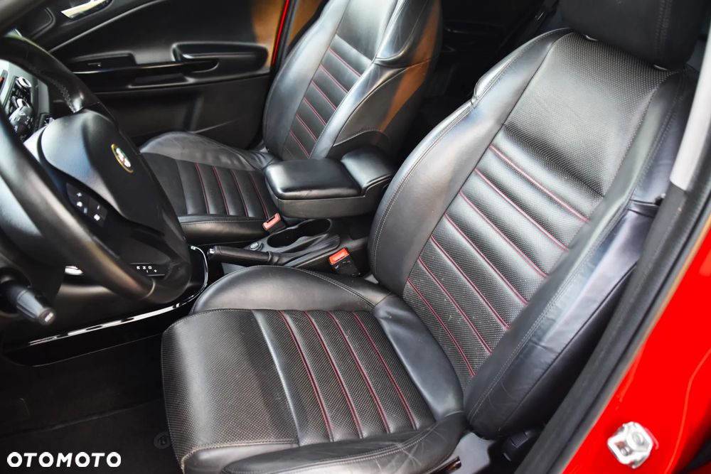 Alfa Romeo Giulietta 1.4 TB 16V Multiair TCT Turismo - 6