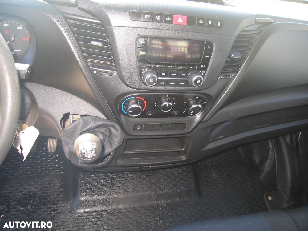 Iveco DAILY 35 C 13, 3 LOC. BASCULABIL, AC . EURO  VI . - 4