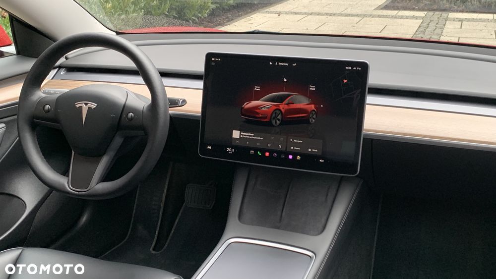 Tesla Model 3 - 29