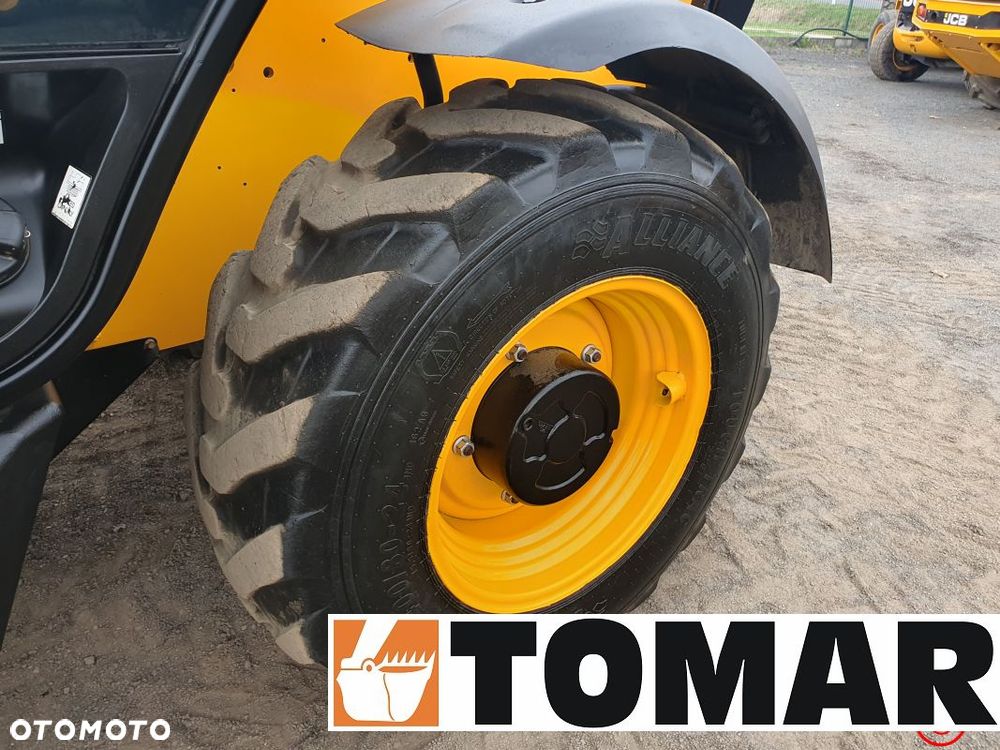 JCB 535-125 HI VIZ - 17