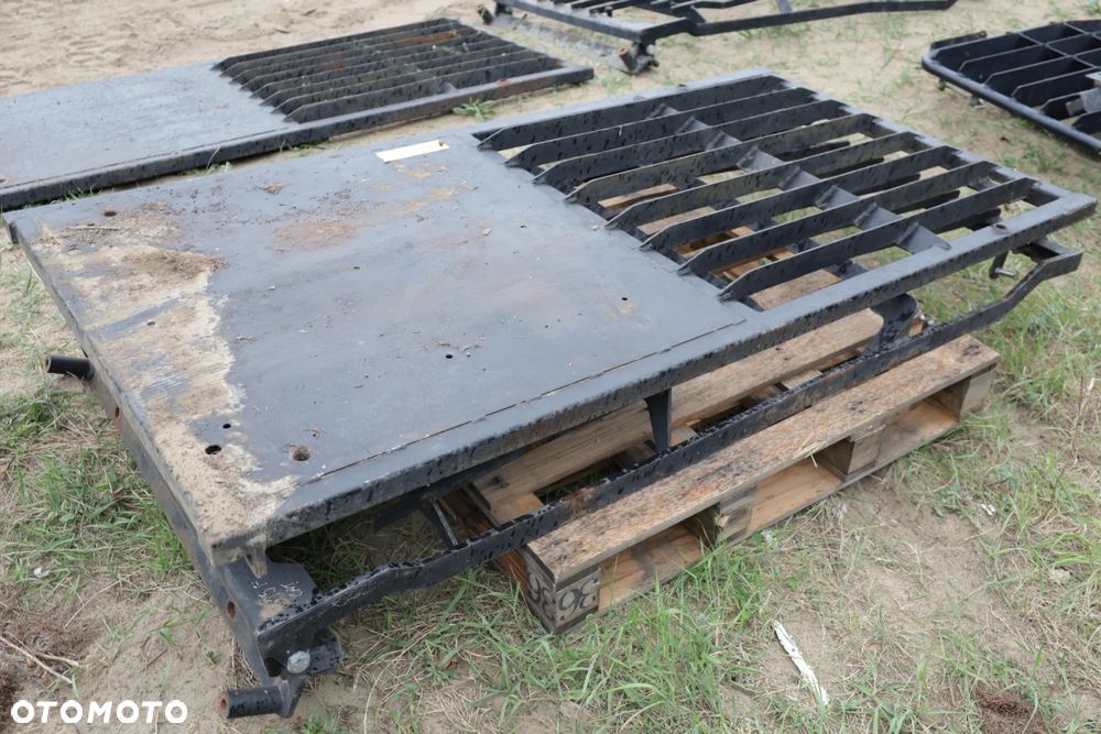 klatka krata z CAT M 315 F osłona kabiny, osłona przedniej szyby osłona dachu - 20