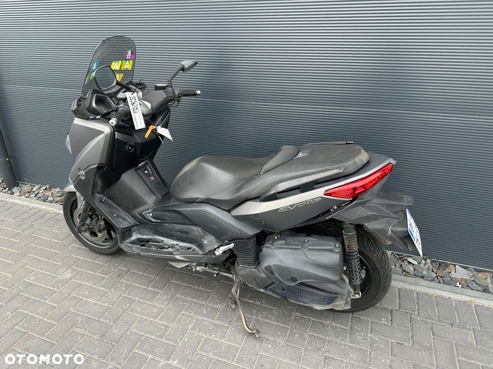 Yamaha X-max - 3