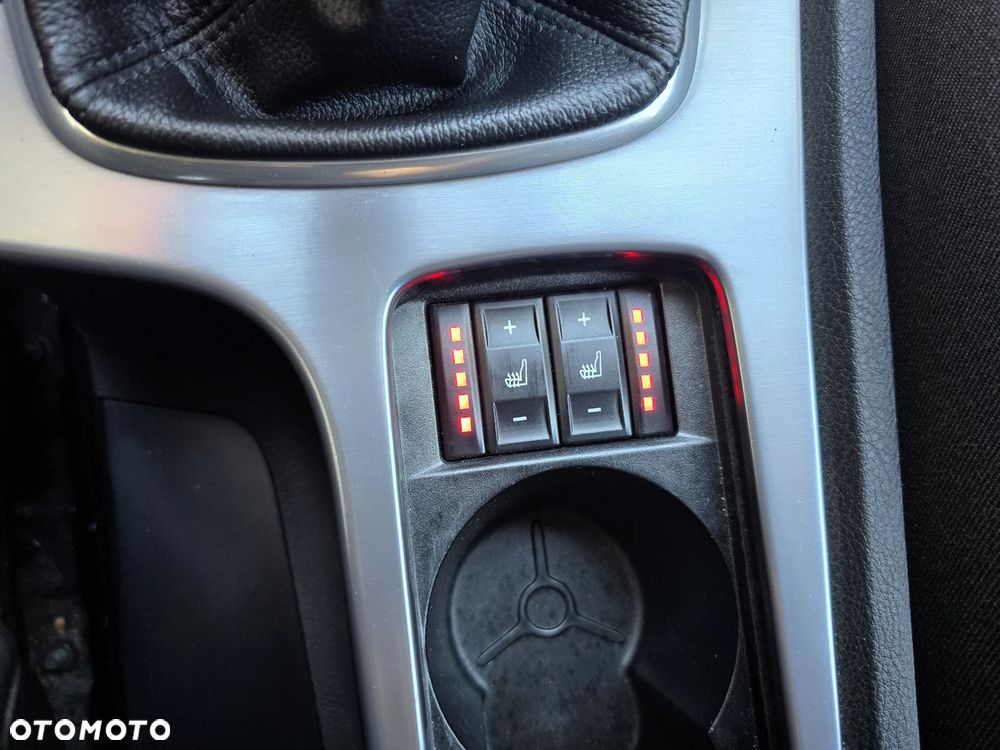 Ford Mondeo 2.0 Futura X - 28