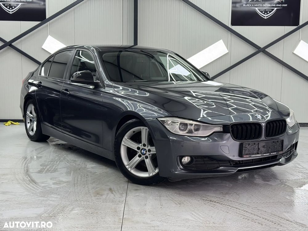 BMW Seria 3 320d Aut. Sport Line - 9