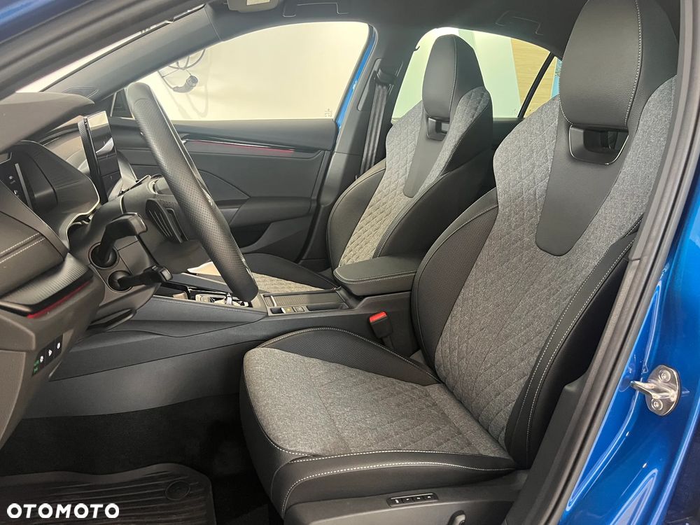 Skoda Octavia 2.0 TDI Sportline DSG - 17
