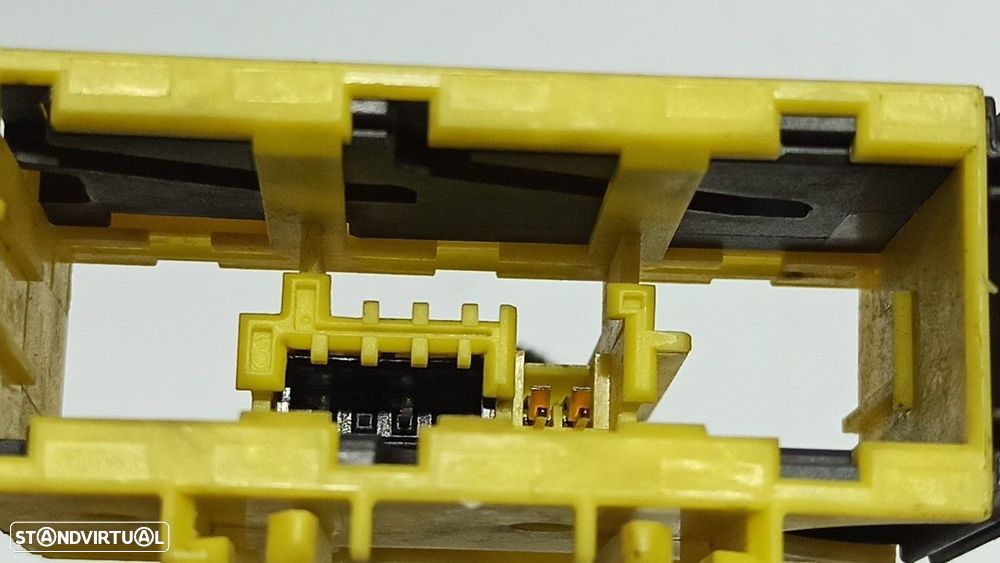 PRÉ-TENSIONADOR DO CINTO DE SEGURANÇA BMW X5 (E53) 3.0D - 2