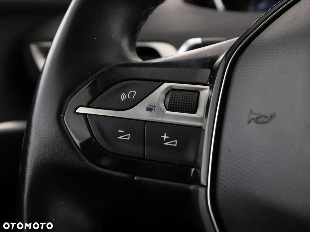 Peugeot 3008 225 e-EAT8 Allure - 34
