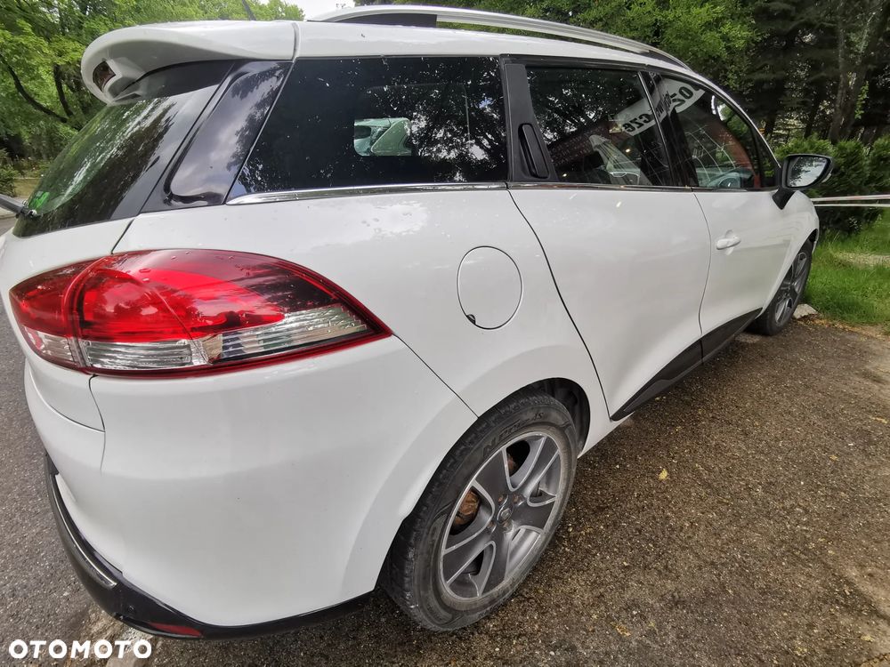 Renault Clio 1.2 16V Zen - 16