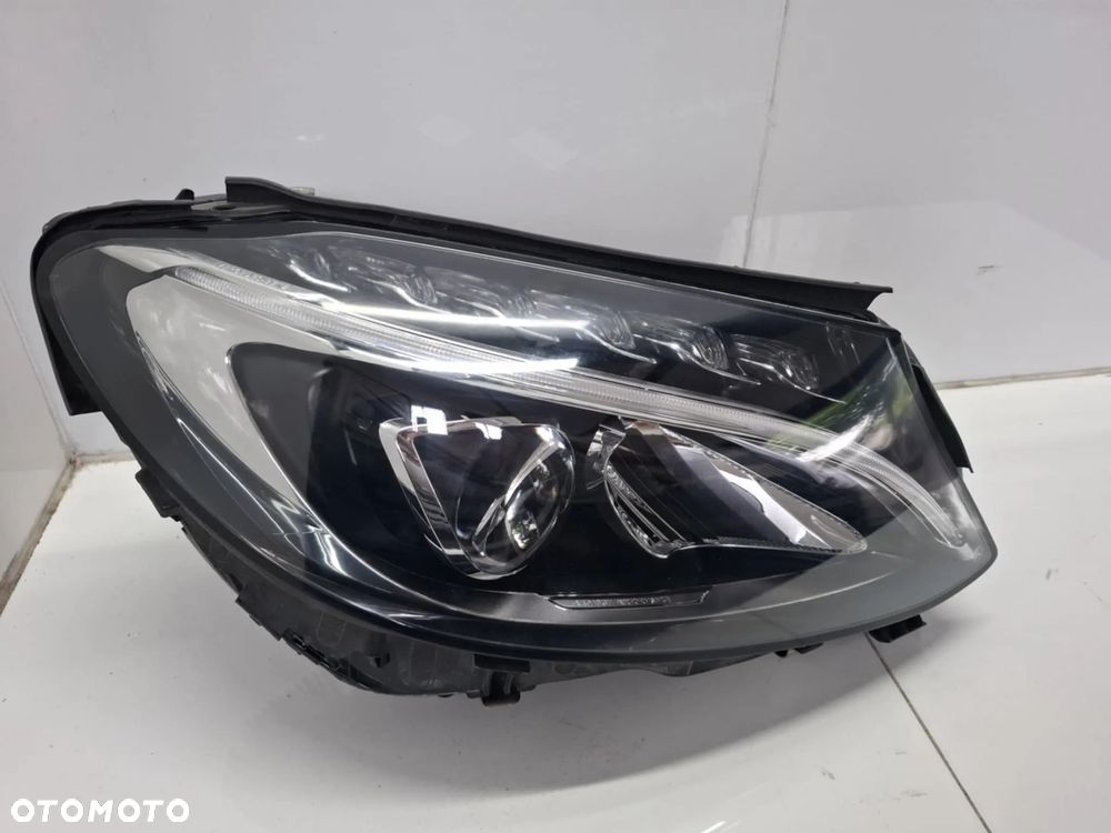 LAMPA PRAWA PRZEDNIA PRZÓD MERCEDES W205 FULL LED HIGH PERFORMANCE ŁADNA - 6