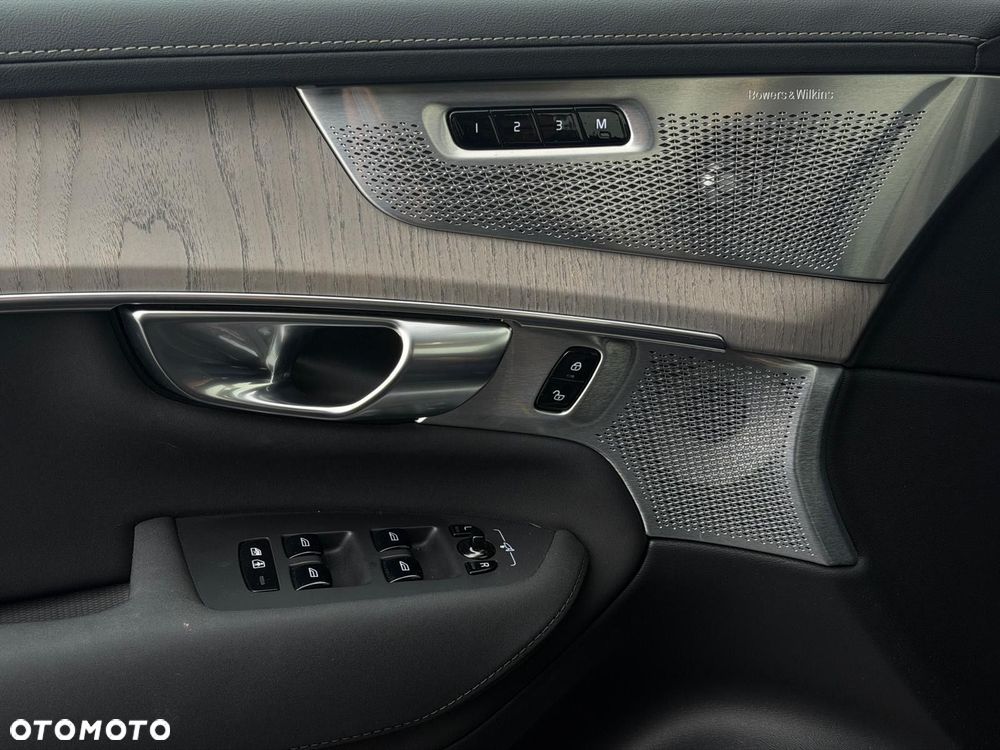 Volvo XC 90 - 11