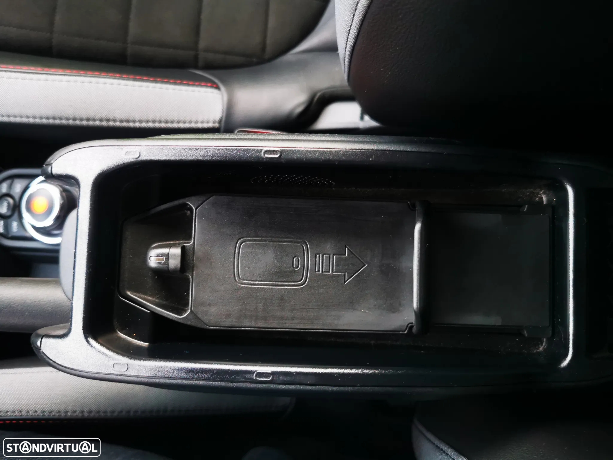 MINI 3 Portas John Cooper Works Aut. - 30