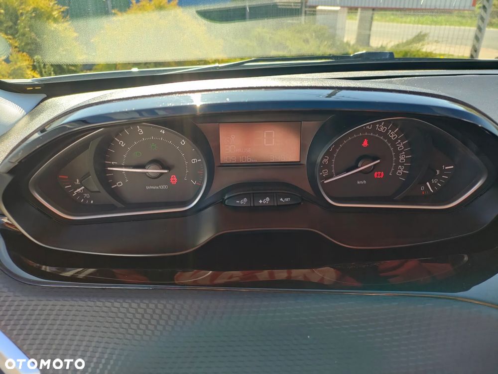 Peugeot 2008 PureTech 82 Active - 24