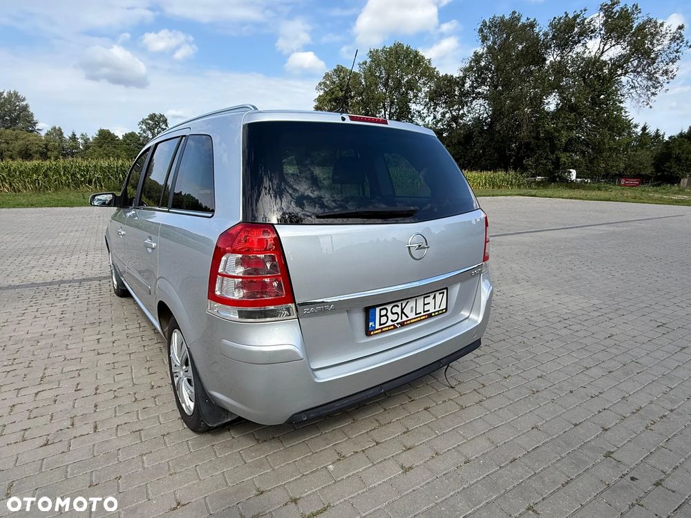 Opel Zafira 1.9 CDTI Navi - 10