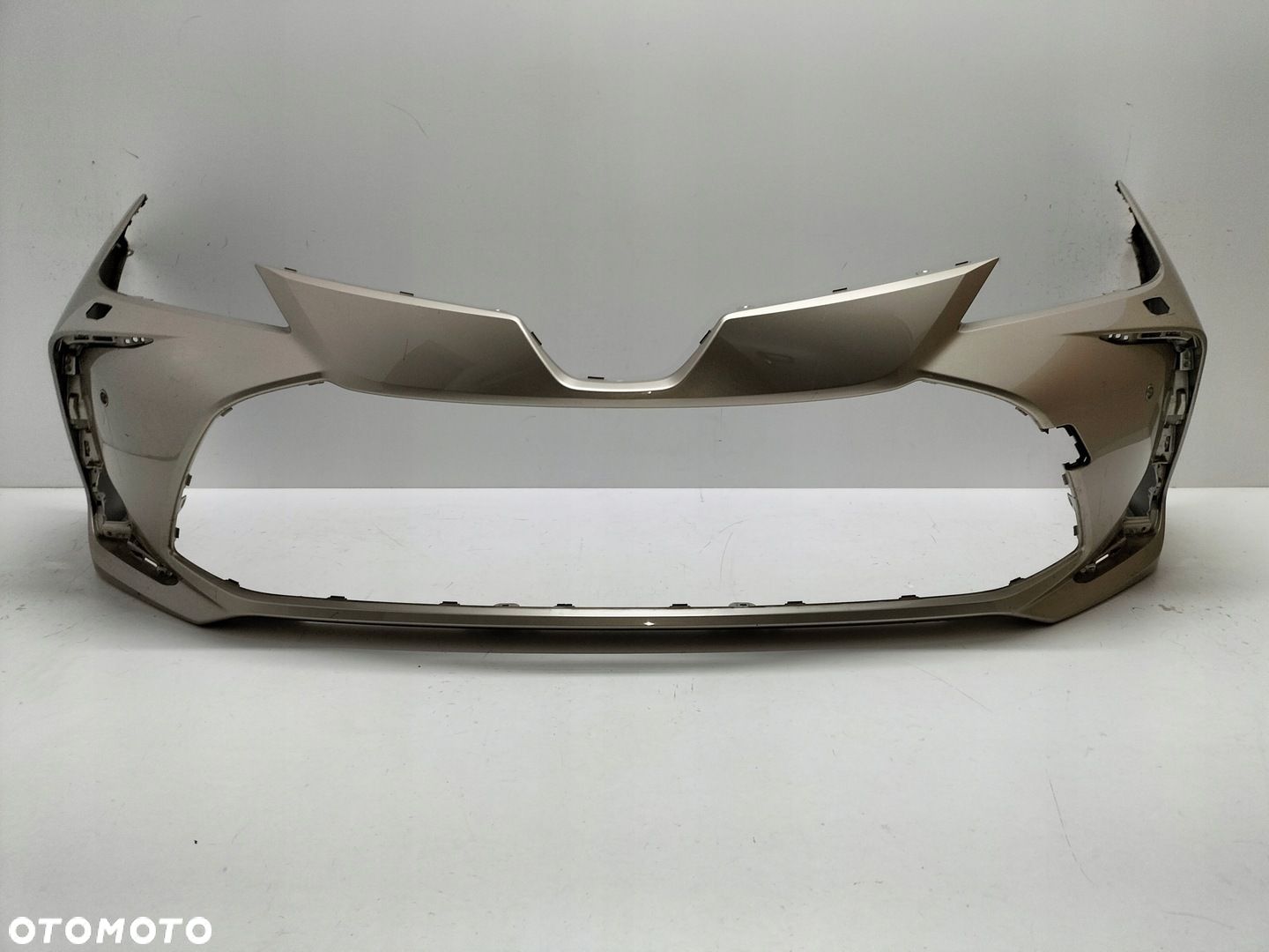 Zderzak przedni przód TOYOTA COROLLA E21 18- SEDAN - 1