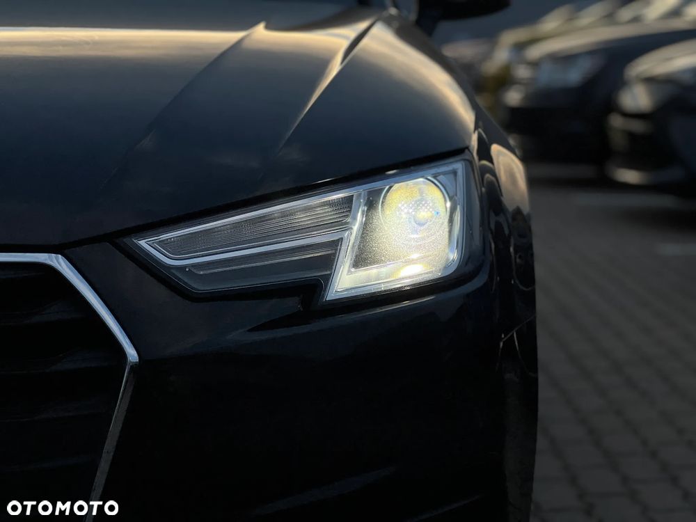 Audi A4 Avant - 11