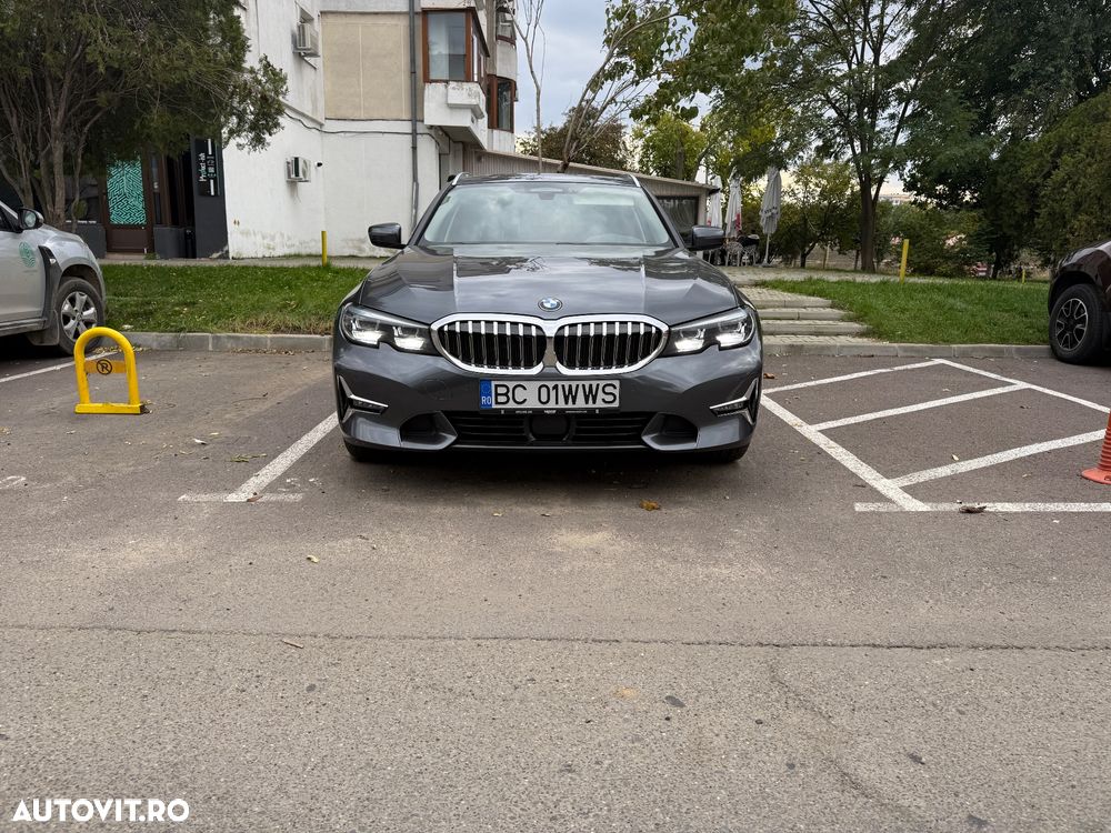 BMW Seria 3 320i AT - 11