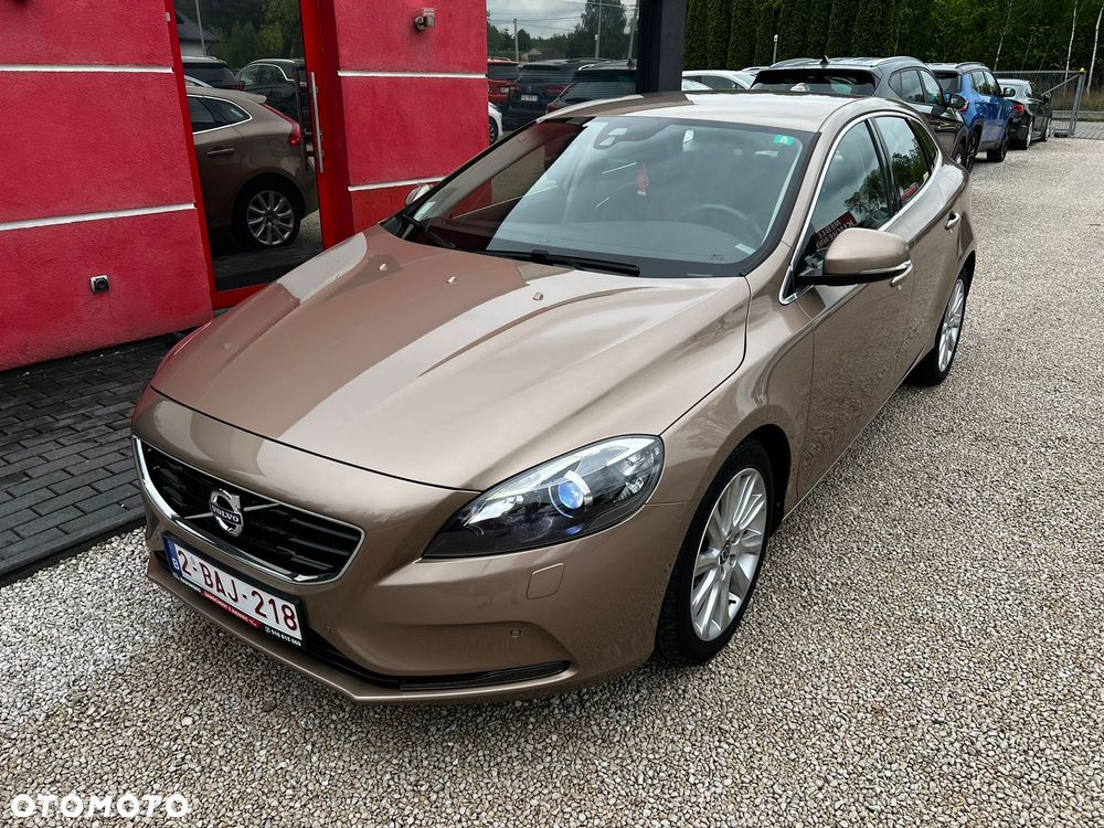 Volvo V40 D2 Summum - 4