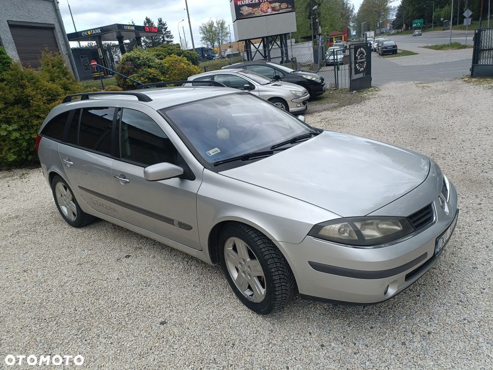 Renault Laguna - 1