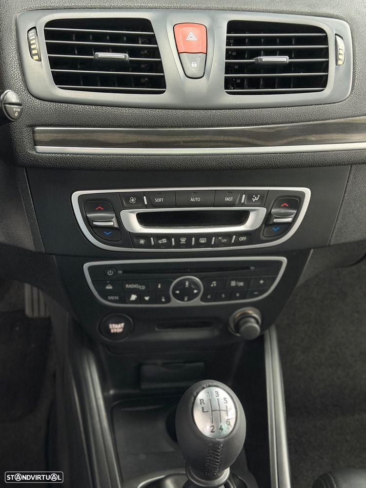 Renault Mégane 1.5 dCi Dynamique S - 18