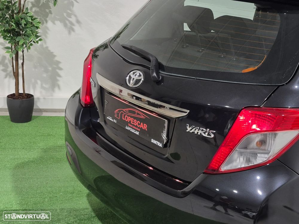 Toyota Yaris 1.4 D-4D Sport — fotografia 6