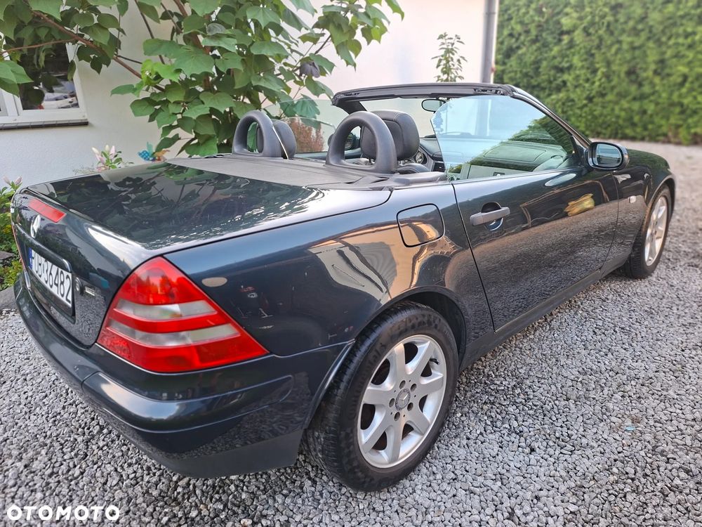 Mercedes-Benz SLK 200 - 3