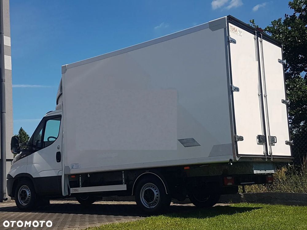 Iveco DAILY CHŁODNIA IZOTERMA AGREGAT THERMO KING V-200 MAX GRZANIE 7EP 3,68x2,10x2,10 KLIMA KRAJOWY - 28