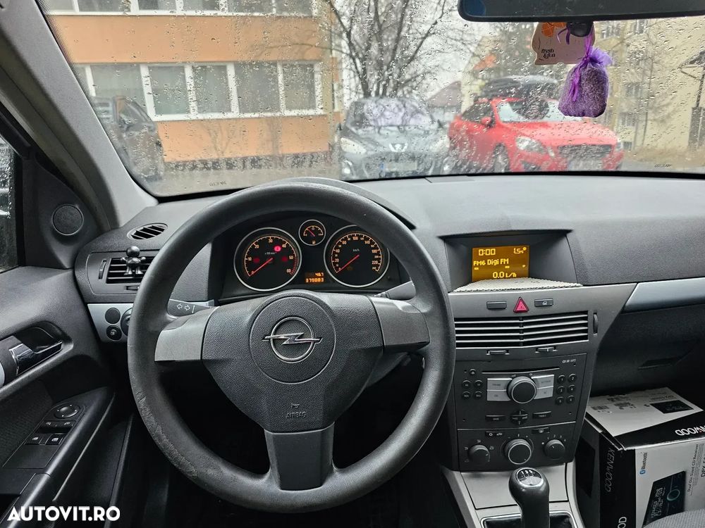 Opel Astra 1.7 CDTI Essentia - 5